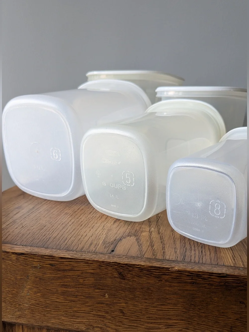 Vintage Rubbermaid Servin' Saver #5 6 8 Canisters Set of 5 - White Lids - Picture 8 of 16
